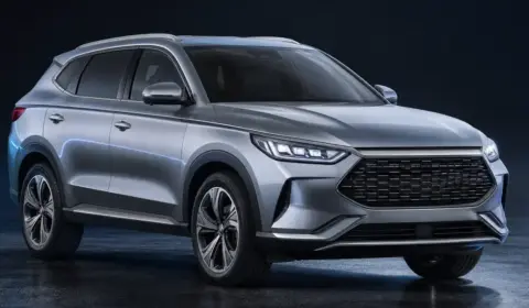 Hyundai Venue Hybrid ভারতে: ৩০+ km/l ও ₹১১ লাখ—রিপোর্ট বনাম অফিসিয়াল ভেন্যু ২০২৬