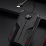 Lenovo Legion P5 পাওয়ার ব্যাংক: কমপ্যাক্ট ব্ল্যাক শেল, ডিজিটাল ডিসপ্লে ও বিল্ট-ইন USB-C কেবল
