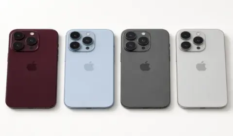 Google Trending: Apple iPhone 18 Pro — Dark Cherry dummy leak, ৪ রঙ ও ছোট Dynamic Island May ২০২৬