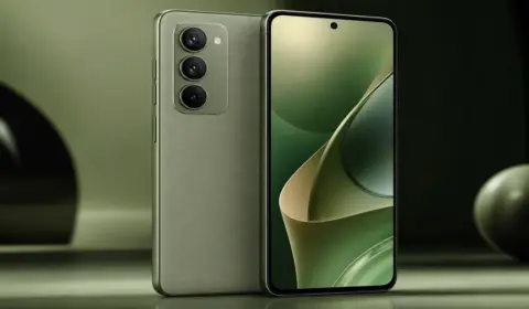 Motorola Edge 2026 গ্লোবাল লঞ্চ: 50MP সেলফি, triple 50MP rear — দাম $599 ও India গাইড